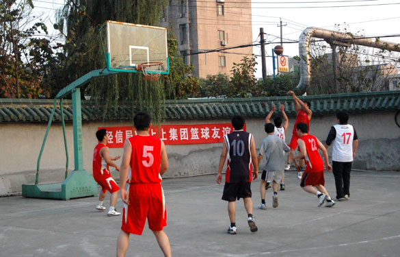 凯时与溧阳市经信局举行篮球友谊赛