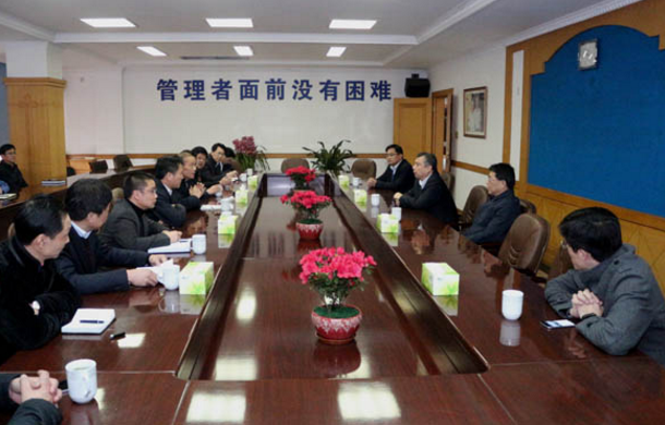 常州市委书记阎立一行来凯时电缆新春慰问