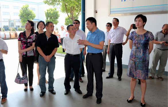 衢州市委常委、衢州绿色工业集聚区党工委书记傅根友一行来凯时考察