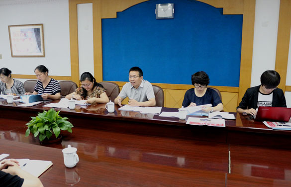中国石油公司电缆考察组来凯时集团考察