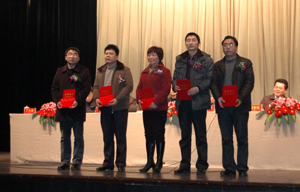 凯时2011年度优异中层干部